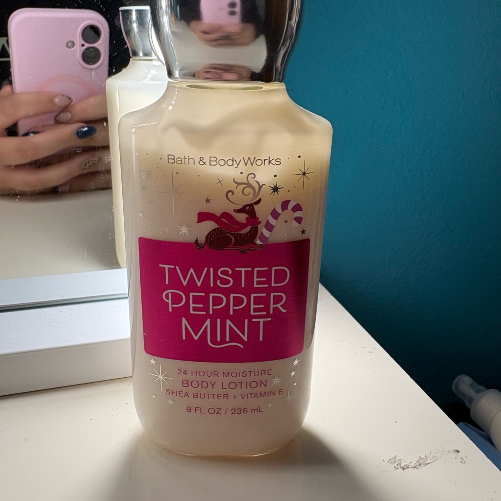 Bath & body works twisted peppermint body lotion